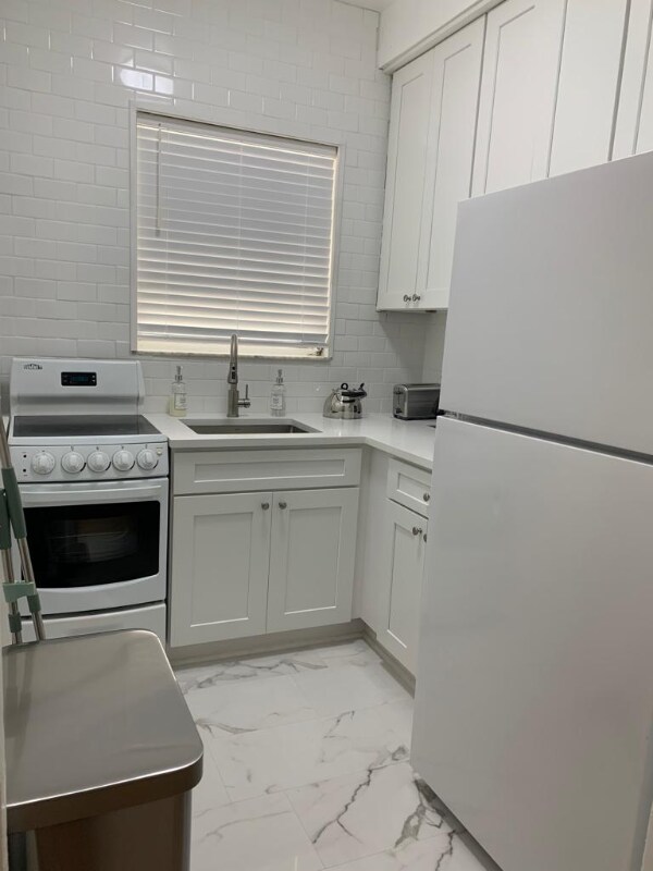 545 Michigan Ave Unit 2