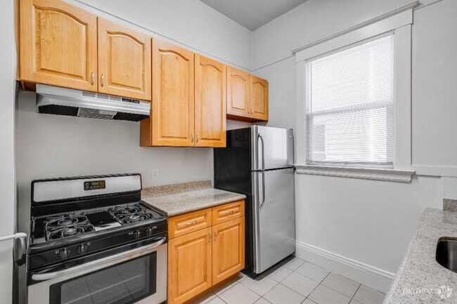 Building Photo - 849 Divisadero St Unit 5 Rental