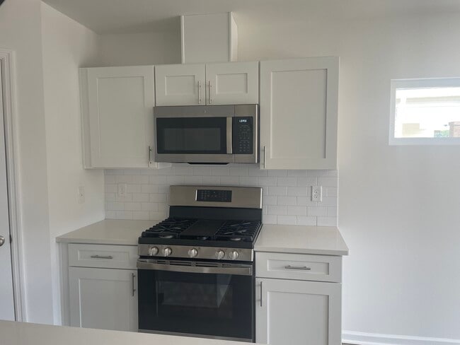 Photo - 3645 Meadow Hill Rd
