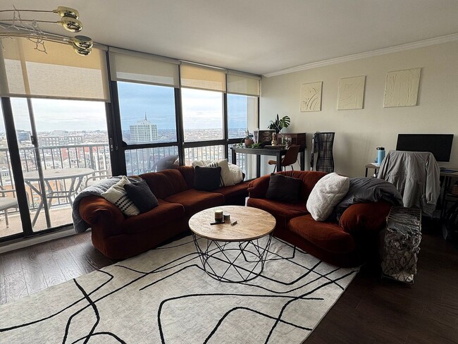 Photo - 1540 N La Salle Dr Unit 1505