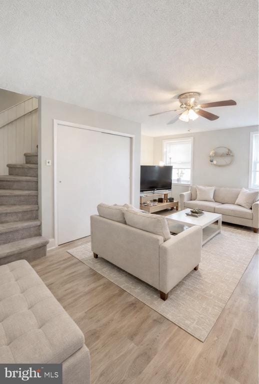 Photo - 125 Maple St