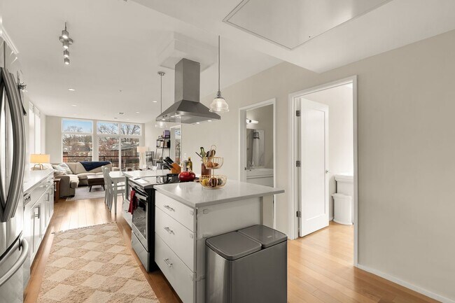 129 Varnum St NW Unit 6