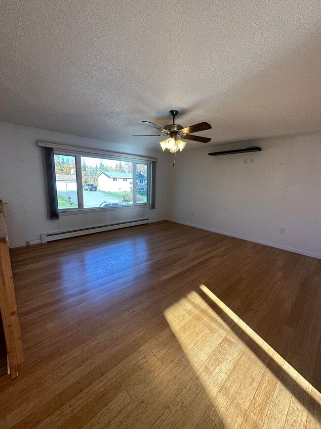 Photo - 2068 Bridgewater Dr