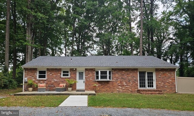 3250 Andrews Lake Rd