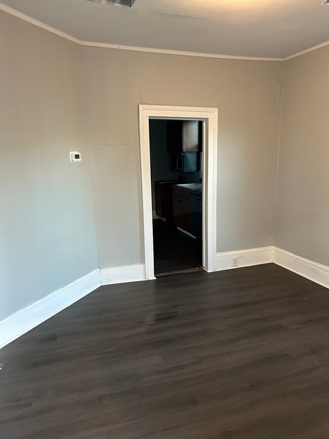 Photo - 1616 Davis St