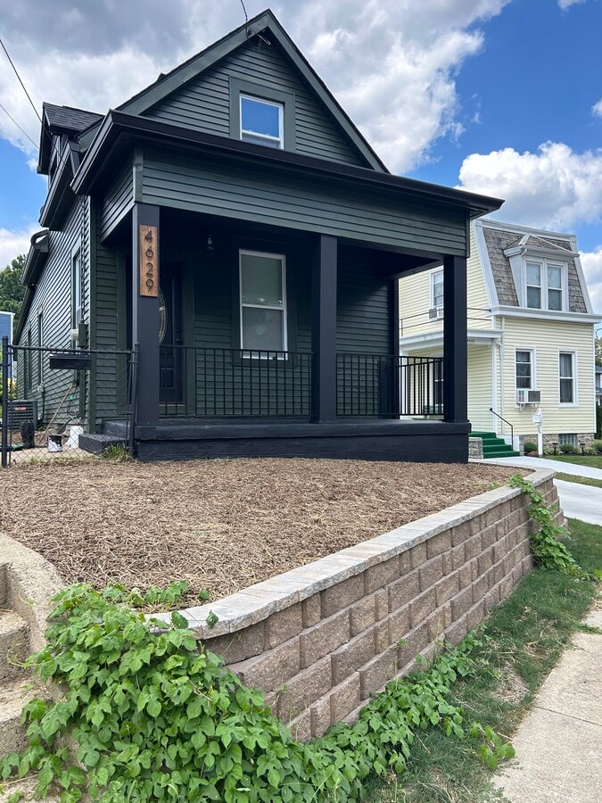 Photo - 4629 Mc Neil Ave