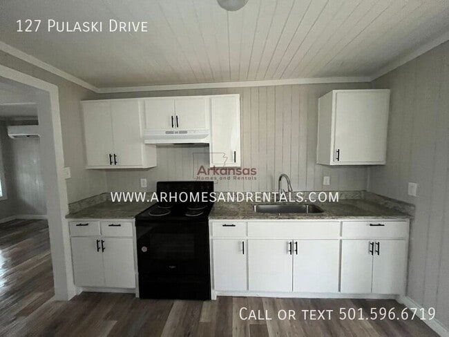 Photo - 127 Pulaski Dr