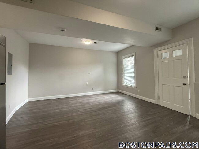 Photo - 133 Eutaw St Unit 1