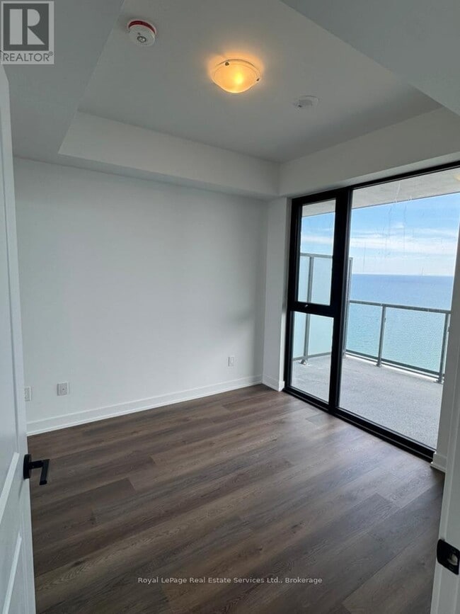 Photo - 2075 Lakeshore Rd. Unité 2105