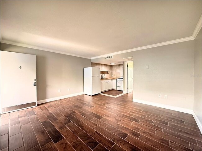 Photo - 133 Oyster Bay Cir Unidad 370