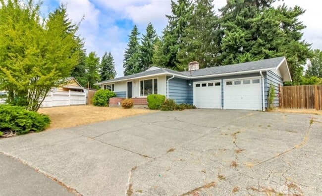 Photo - Beautiful 3 Bedroom Home on Spacious Lot in Federal Way