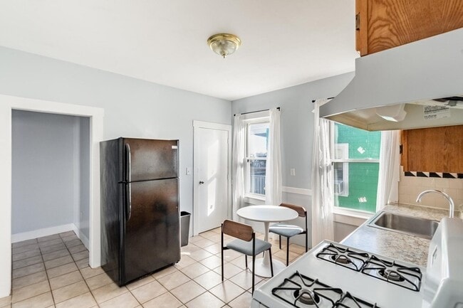 Photo - 15 Groom St Unit 3