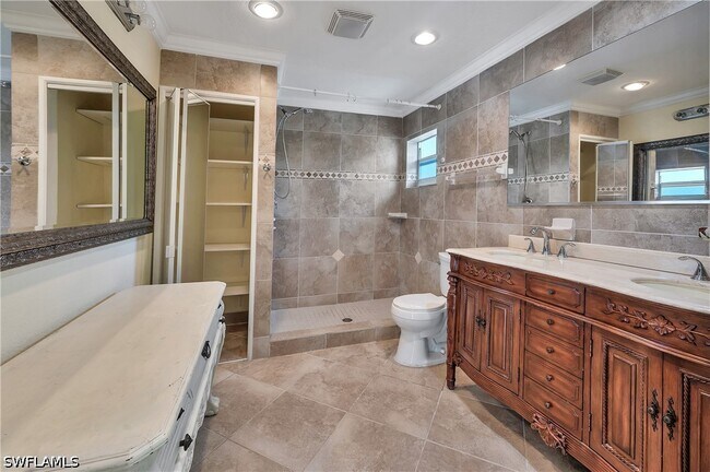 Photo - 639 Pompano Dr
