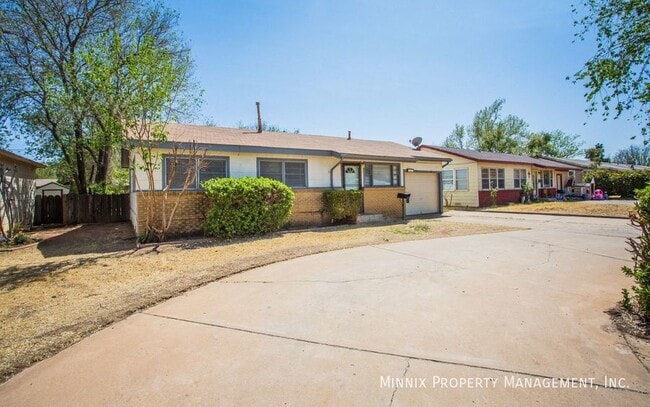 Photo - 4411 45th St