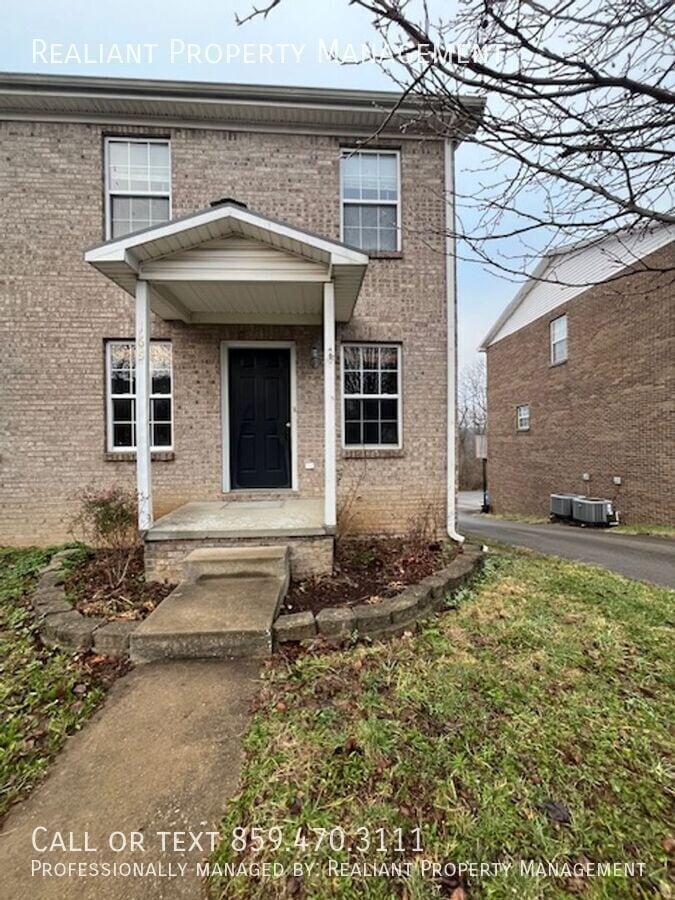 Photo - 165 Garnet Dr