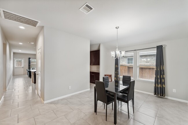 Photo - 6926 Ithaca Heights Ln