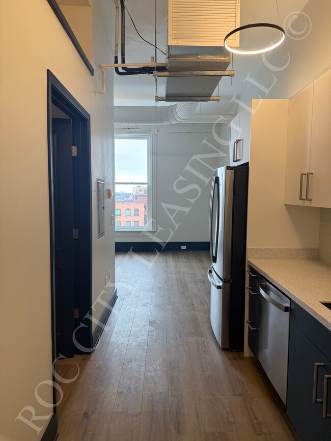 Photo - 151 St Paul St Unit 04 Series