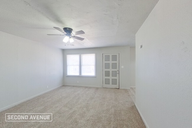 Photo - 2100 NE 26th St