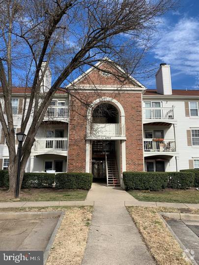 Building Photo - 5704 Olde Mill Ct Unit 137 Rental