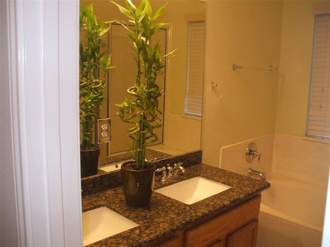 Photo - 2408 Wilma Rudolph Rd