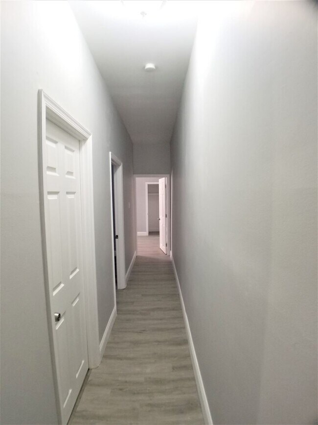 Photo - 1831 N 22nd St Unit 1