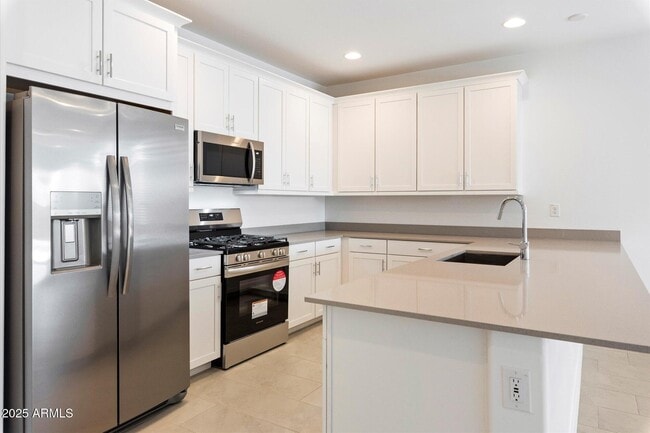 Photo - 16677 W Charlotte Dr