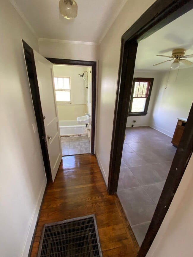 Photo - Newly available in woodycrest