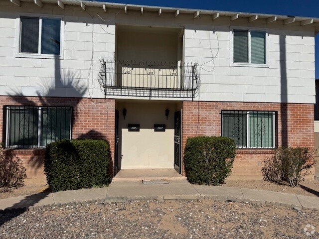 Building Photo - 2805 N Craycroft Rd Rental