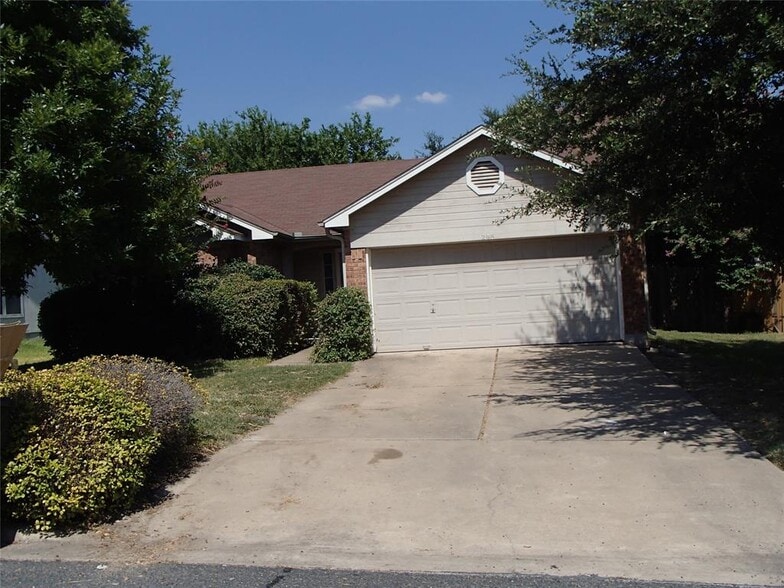 208 Juniper Dr