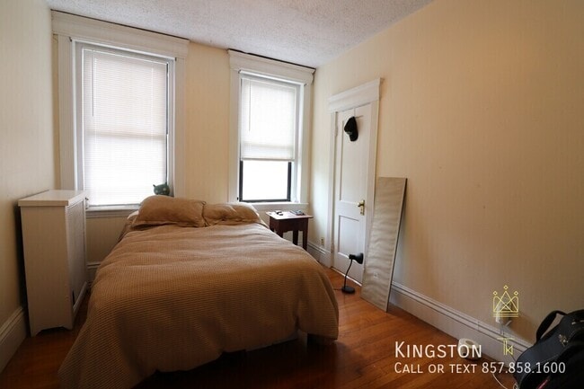 Photo - 1961 Commonwealth Ave Unit 4R