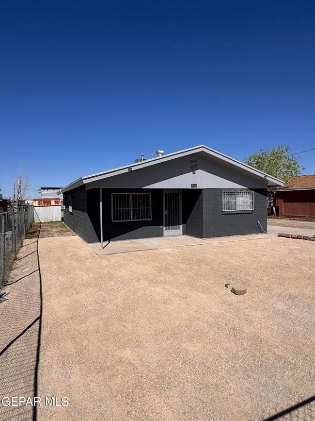 Photo - 743 Rodriguez Rd