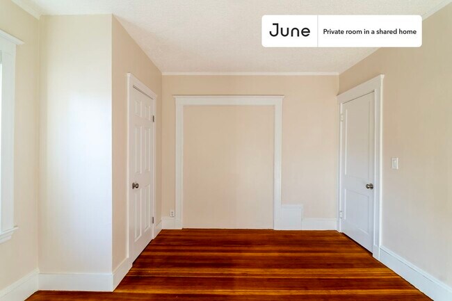 Photo - Room in Shared 6 bed/2 bath home Unidad D