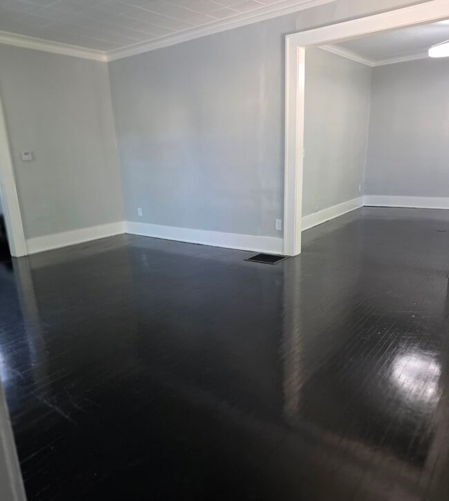 Building Photo - 485 Sawyer St Unit 1