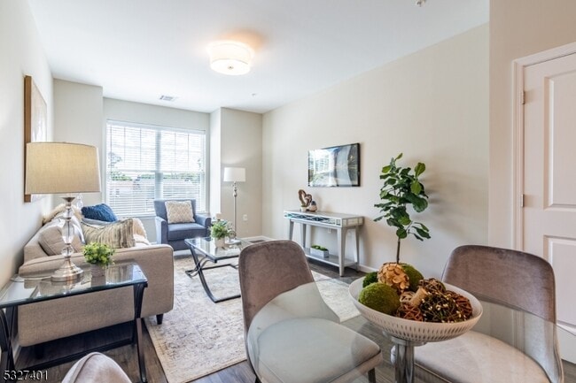 Photo - 54 N Main St Unit 208