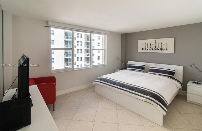 Photo - 9195 Collins Ave Unit 711