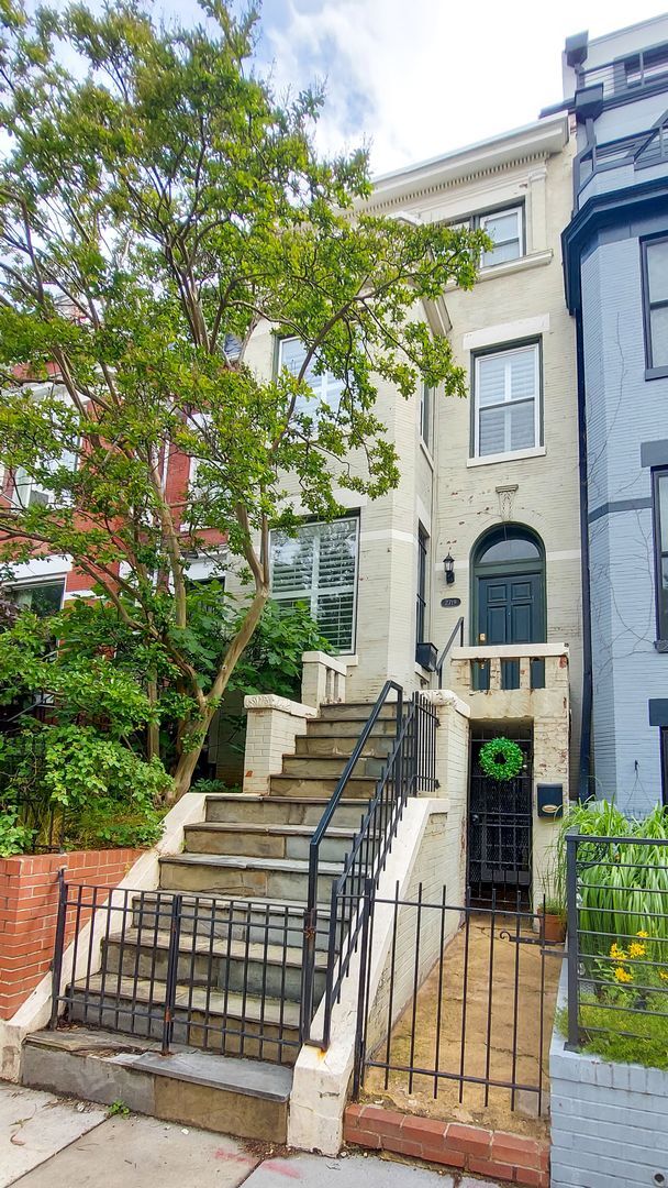 Photo - 2719 Ontario Rd NW Unit #1 (LL)