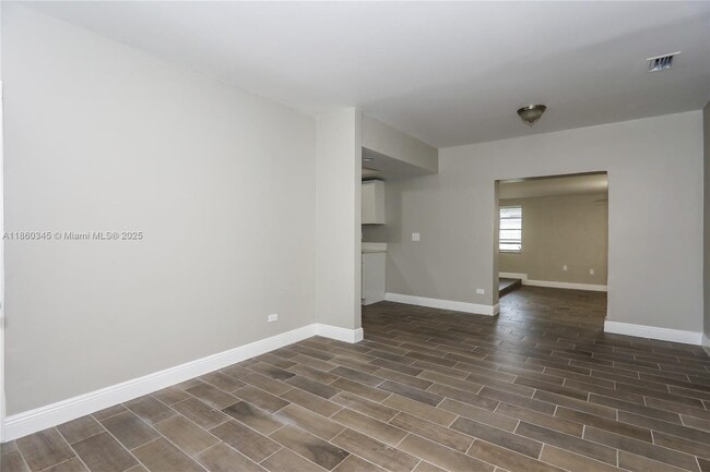 Photo - 1041 NW 136th St