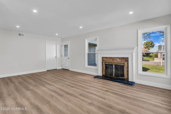 Photo - 13 Red Hill Rd