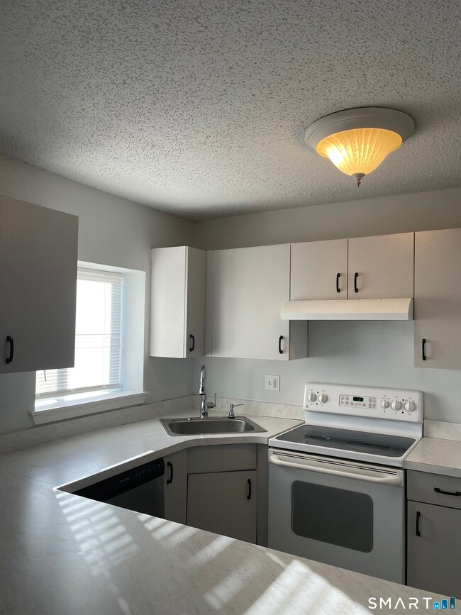 Photo - 925 Oronoke Rd Unidad 30A