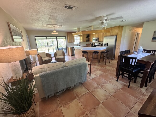 Photo - 50 Oak Tree Dr