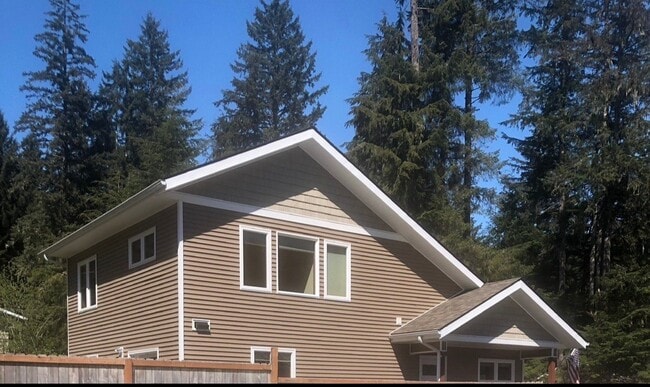 Building Photo - 4345 Windfall Ave