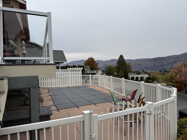 Photo - 165 Coral St