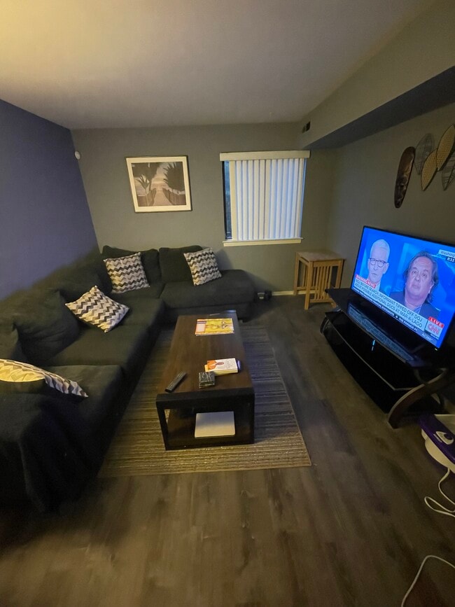 102 Brighton Ct Condo For Rent in Sicklerville, NJ