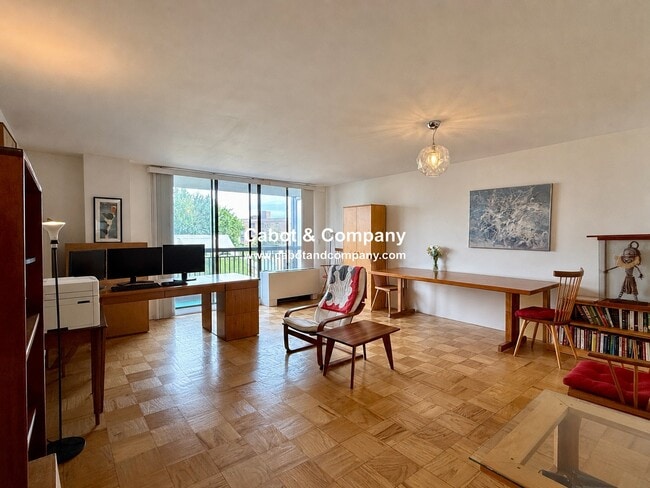 Building Photo - 50 Longwood Ave Unit 518