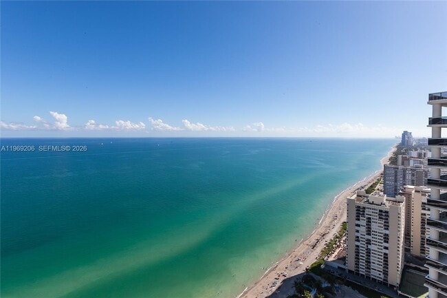 Building Photo - 1830 S Ocean Dr Unit 2906