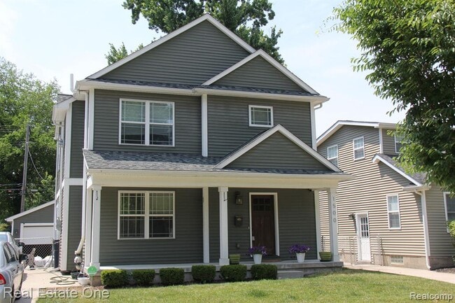 1500 Mclean Ave