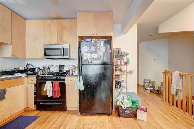 Photo - 1446 N Leavitt St Unit 1