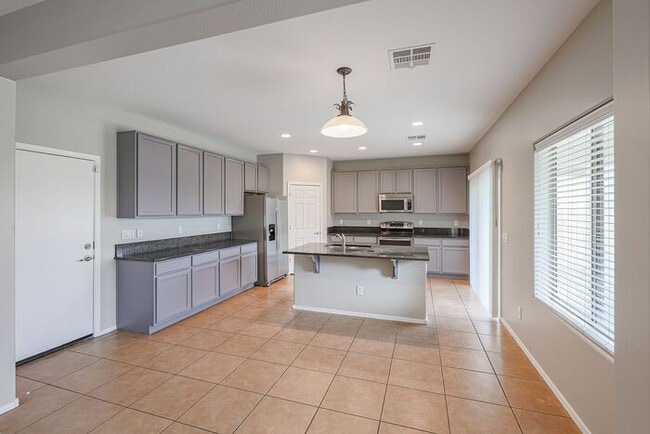 Photo - 4 bed, 3.5 bath house in Stetson Valley, Phoenix