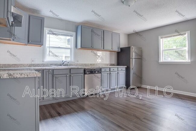 Photo - 11224 E Sheley Rd