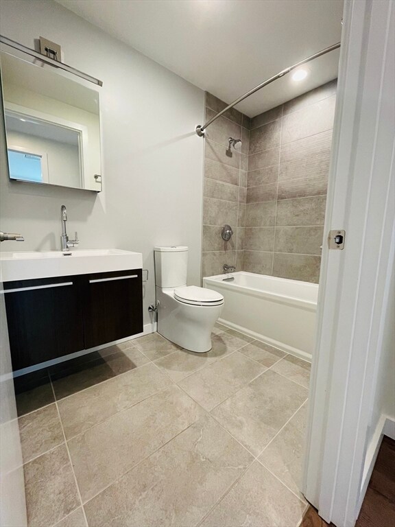 Photo - 119 Hyde Park Ave Unidad B